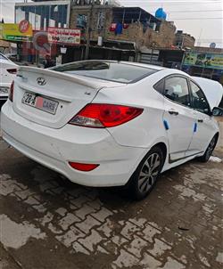 هیۆندای ئەکسنت